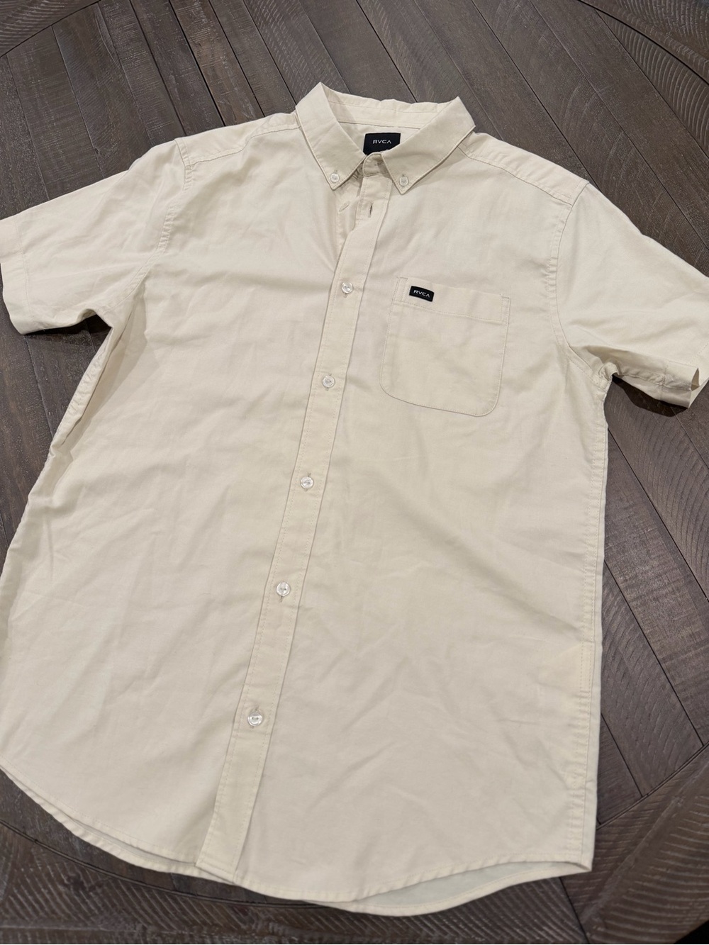 RVCA Men’s Medium Slim Fit Short Sleeve Button Down Shirt Cream - Picture 2 of 3